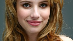 Woman Actress emma roberts