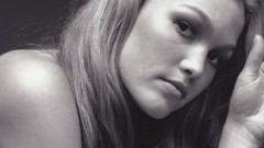 Woman Actress grayscale Julia Stiles