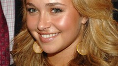 Woman Actress hayden panettiere