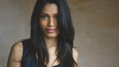 Woman Actress indian models freida pinto