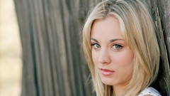 Woman Actress kaley cuoco