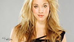 Woman Actress kaley cuoco blondes