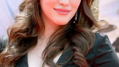 Woman Actress kat dennings