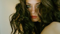 Woman Actress Kristin Kreuk