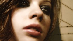 Woman Actress michelle trachtenberg