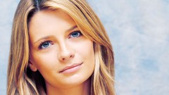 Woman Actress mischa barton