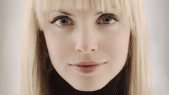 Woman Actress models mena suvari