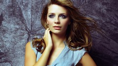 Woman Actress models mischa barton