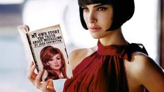 Woman Actress Natalie Portman