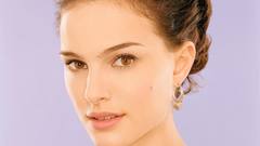 Woman Actress Natalie Portman