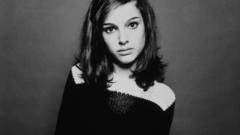 Woman Actress Natalie Portman