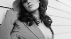 Woman Actress rachel bilson