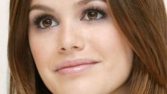 Woman Actress rachel bilson