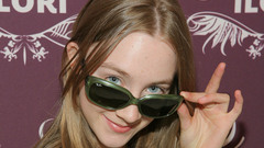 Woman Actress saoirse ronan