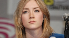 Woman Actress saoirse ronan