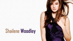 Woman Actress shailene woodley