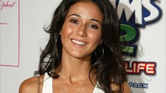 Woman Actress smiling Emmanuelle Chriqui