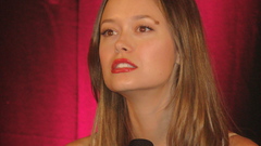 Woman Actress summer glau