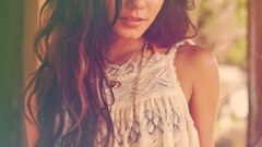 Woman Actress vanessa hudgens singers models