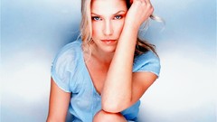 Woman Ali Larter blondes