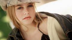 Woman Alicia Silverstone Actress