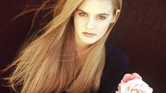 Woman Alicia Silverstone Actress blondes