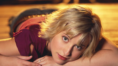 Woman Allison Mack Smallville