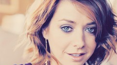 Woman Alyson Hannigan Actress Red Hat