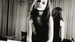 Woman American mirrors Actress