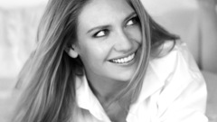 Woman anna torv grayscale