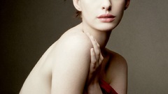 Woman anne hathaway