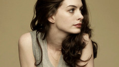 Woman anne hathaway