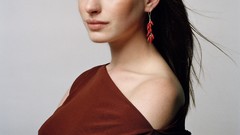 Woman anne hathaway Actress
