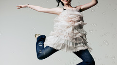 Woman anne hathaway Actress