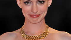 Woman anne hathaway Actress