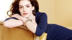 Woman anne hathaway American