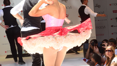 Woman ariana grande redheads