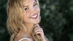 Woman Arielle Kebbel