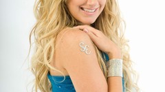 Woman artist Celebrity ashley tisdale brunettes