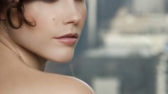 Woman ash 2009 green eyes brunettes sophia bush