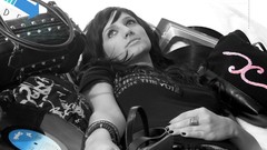 Woman Ashlee Simpson