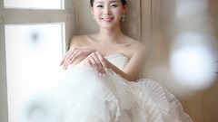 Woman asians brides models Korean wedding dresses Min Seo Hee