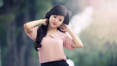 Woman asians brunettes