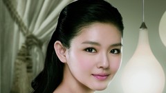 Woman asians brunettes