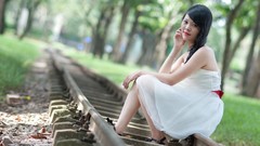 Woman asians brunettes