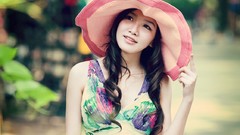 Woman asians brunettes