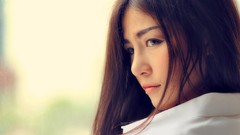 Woman asians brunettes