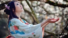 Woman asians brunettes