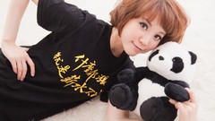 Woman asians brunettes short hair