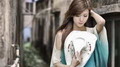 Woman asians cities brunettes